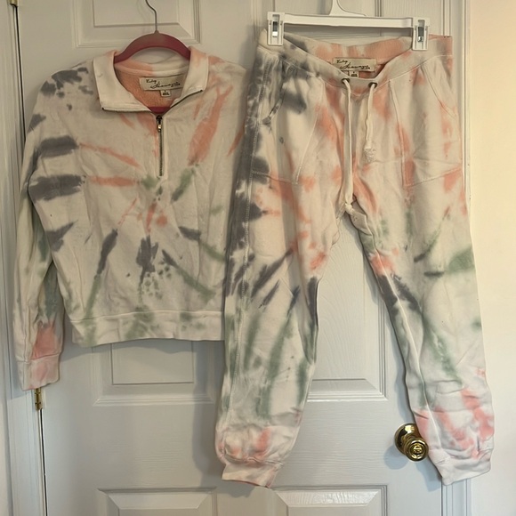 Vintage Havana Other - Tie-dye sweatpant set